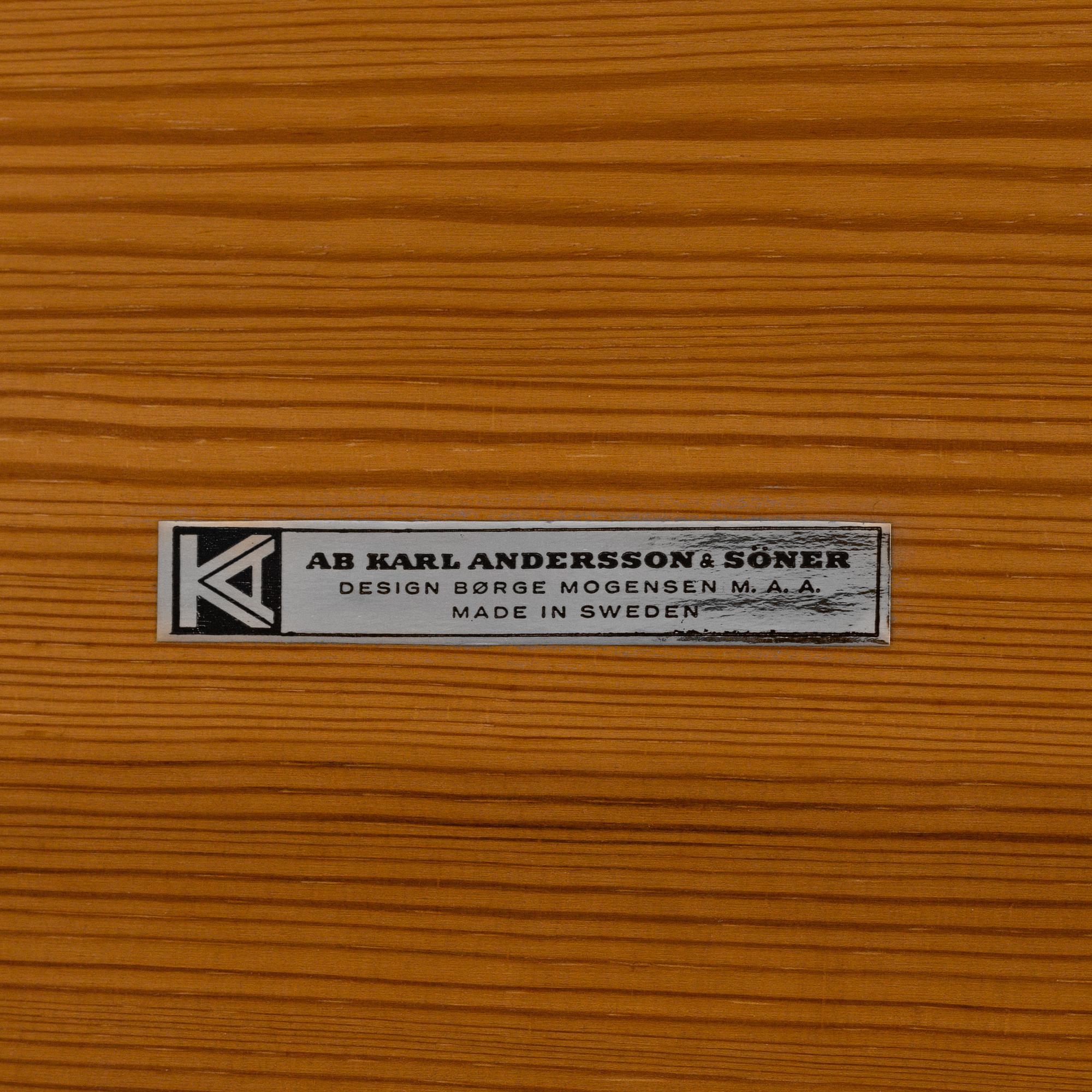 An "Asserbo" dinner table, designed by Børge Mogensen for Karl Andersson & Söner, second half of the 20th century.