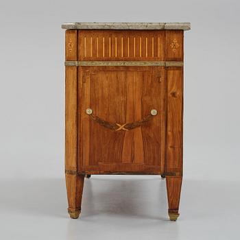 A Gustavian late 18th century commode by Gustaf Foltiern, not signed, (master in Stockholm 1771-1804).