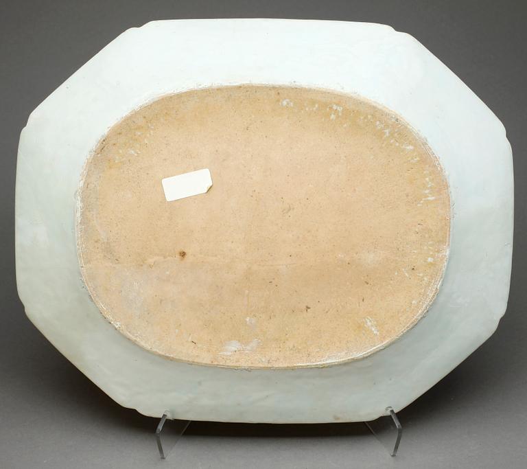 STEKFAT, 7 st olika, porslin, mest Qianlong, Kina 1700-1800-tal.