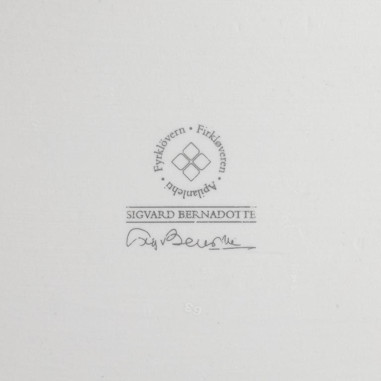 Sigvard Bernadotte, servis, 373 delar, "Millennium-line Marianne", Christineholm, Fyrklövern.