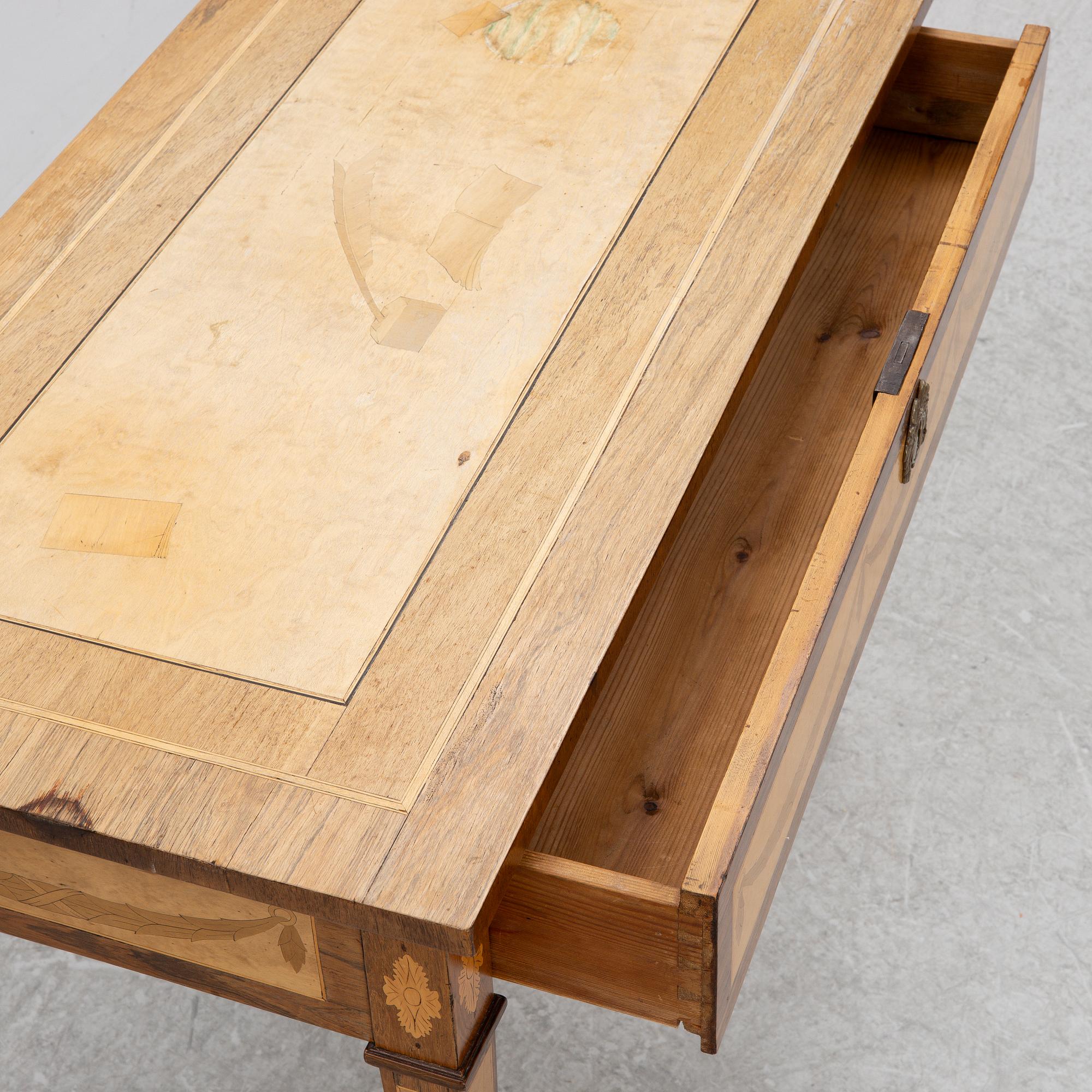 Damarbetsbord, gustaviansk stil, sent 1800-tal.