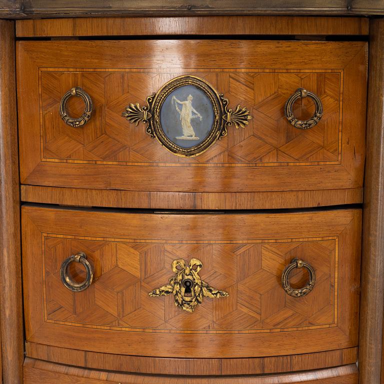 Byrå, Frankrike, 1800-talets andra hälft.