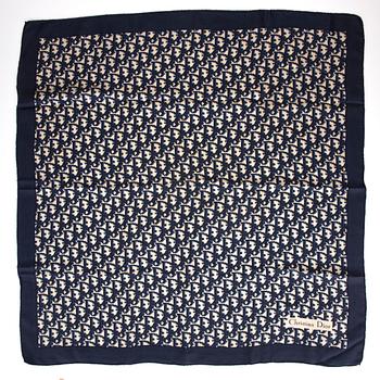 VÄSKA och SCARF, Christian Dior.