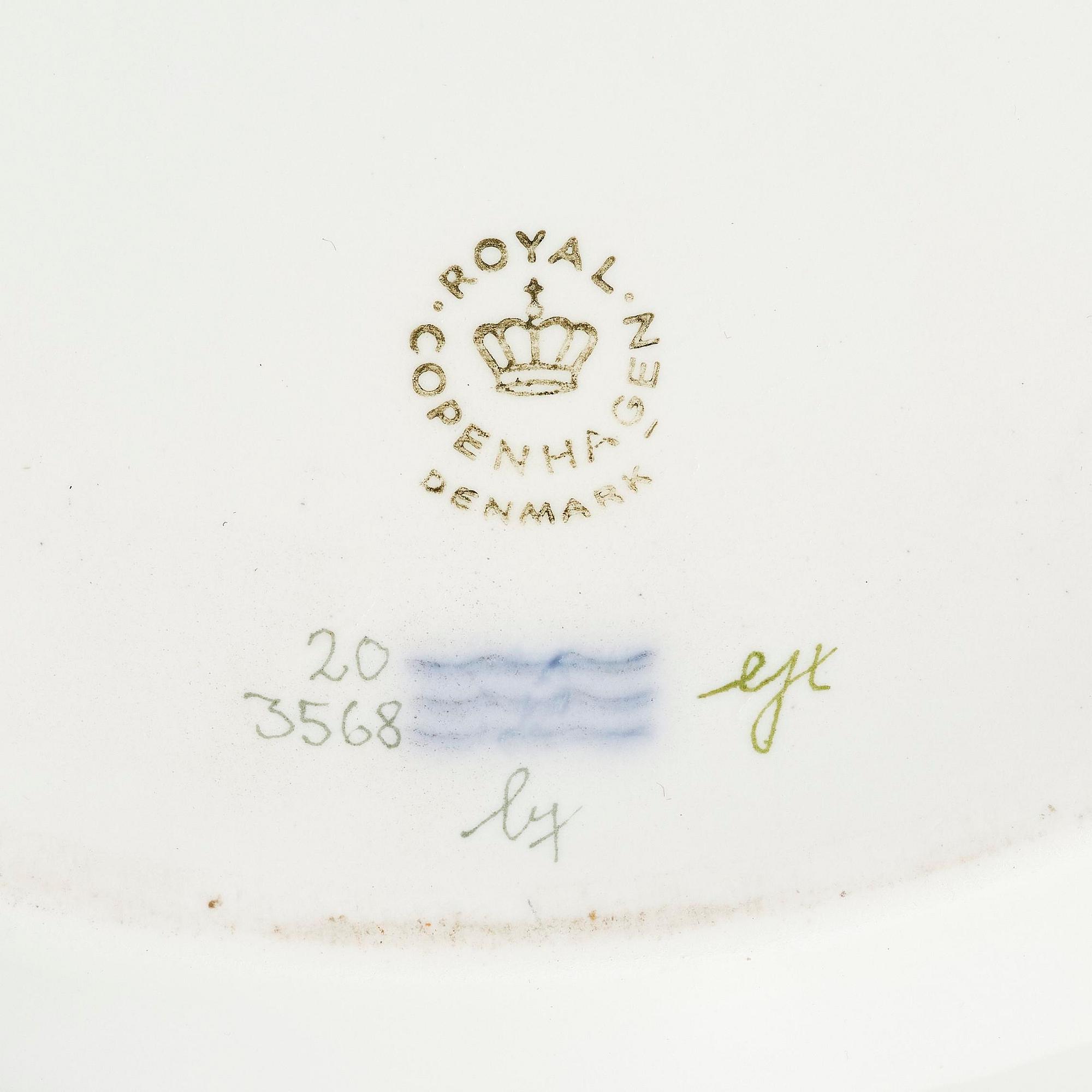 A Royal Copenhagen 'Flora Danica' vegetable tureen with cover, Denmark, 20th century.