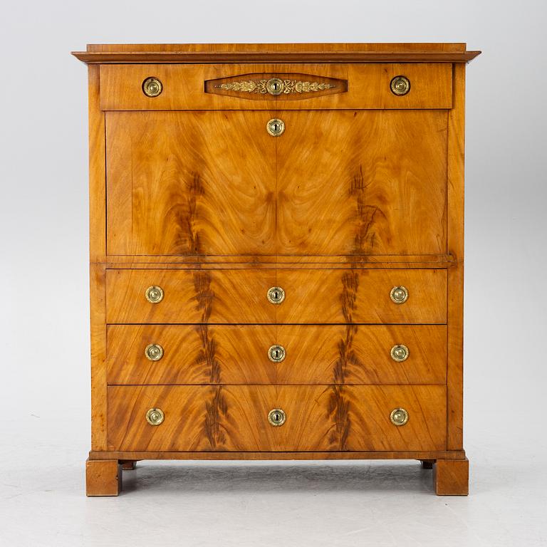 Chiffonier, empire, utförd av Daniel Sehfbom (mästare i Stockholm 1800-1837).