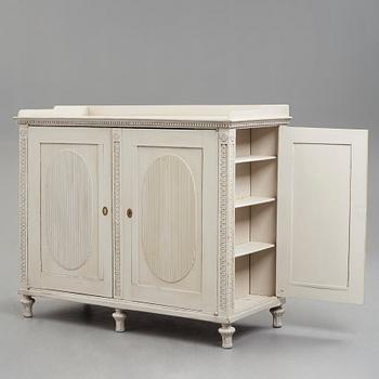 A Gustavian cupboard.