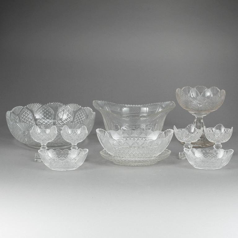 SERVISDELAR, 11 st, glas, 1800-tal.