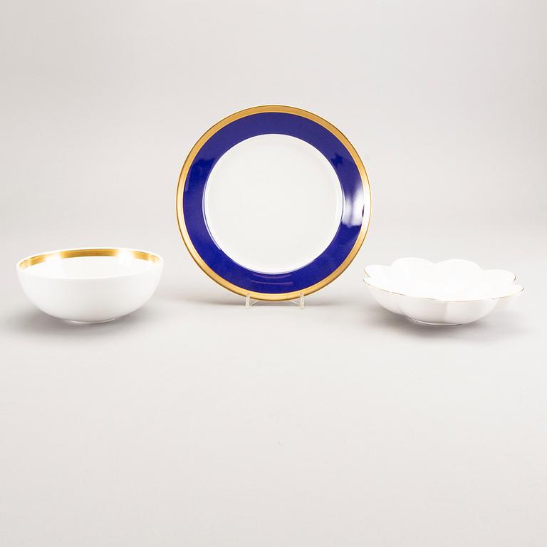 Karin Björquist, a set of 18 pcs of Nobelservisen Rörstrand porcelain later part of the 20th century.