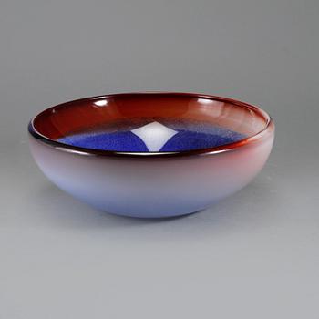 SKÅL, glas, troligen Willy Johansson, Hadeland Glasverk, signerad.