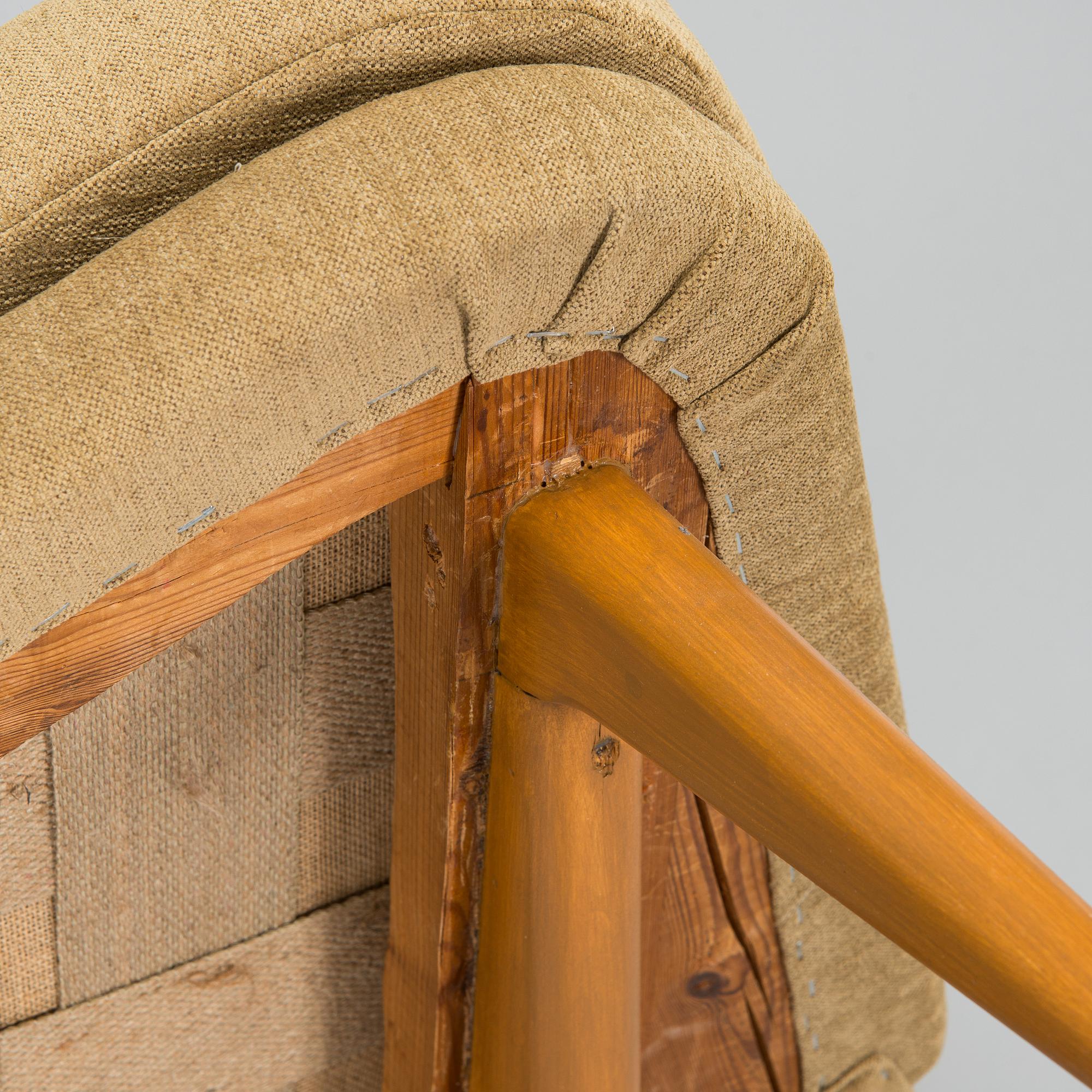 Carl Gustaf Hiort af Ornäs, sohva, "Kim", Puunveisto Oy - Träsnideri Ab, 1940-luvun puoliväli.