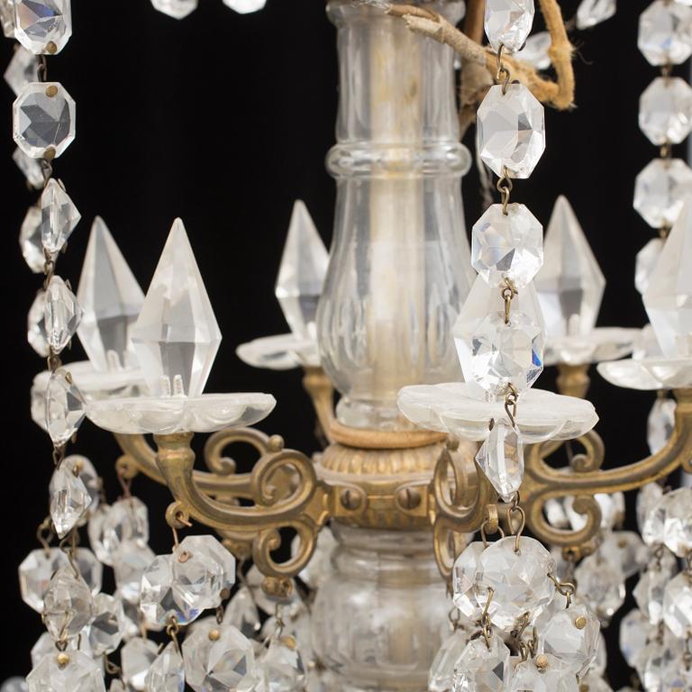 TAKKRONA, oskariansk, 1800-talets slut. Höjd 100 cm.