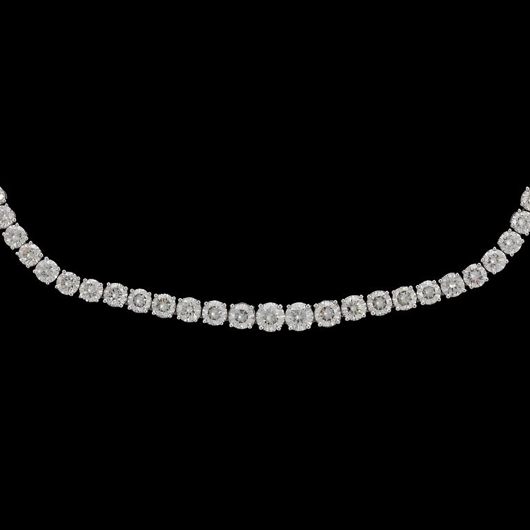 COLLIER, 114 doserade briljantslipade diamanter, tot. 19.92 ct.