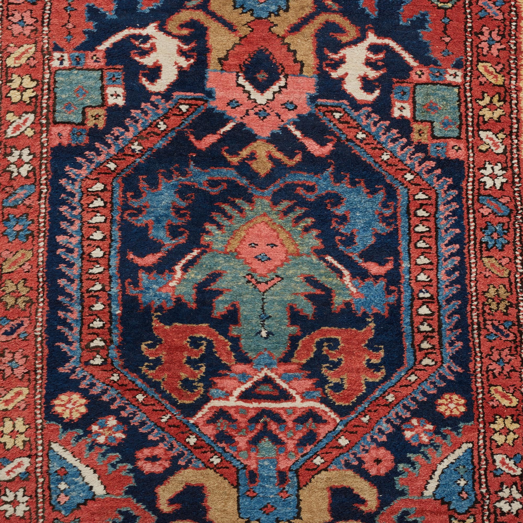 GALLERIMATTA, semiantik Azerbadjan, ca 545,5 x 102,5 cm (samt en kortsida med 2 cm slätväv).