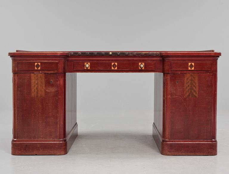 PRAKTSKRIVBORD, Otto Schulz, senjugend, omkring 1915.