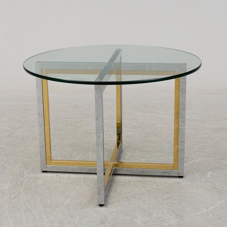 A SOFA TABLE, second half of the 20th century.