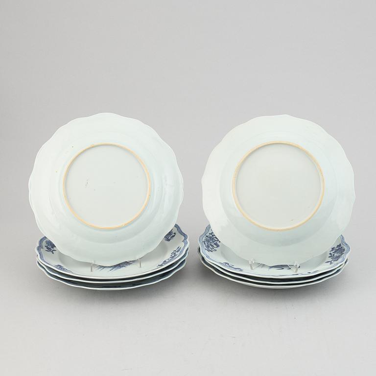 A set of eight blue and white dishes, Qing dynasty, Qianlong (1736-95).