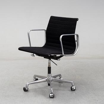 Charles & Ray Eames, 'EA 107' office chair for Herman Miller.