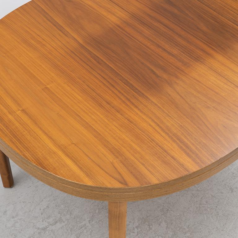 A dining table, Skaraborgs Möbelindustri AB, Tibro, second half of the 20th century.