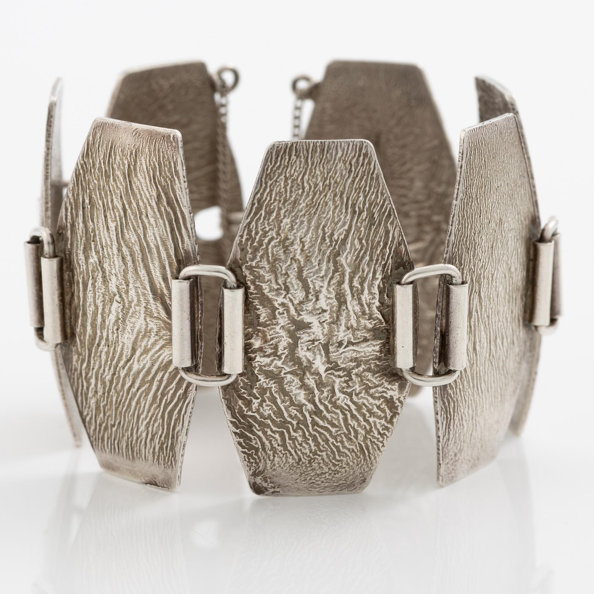 Ring and bracelet, silver, Waldemar Jonsson, blue for Stigbert.