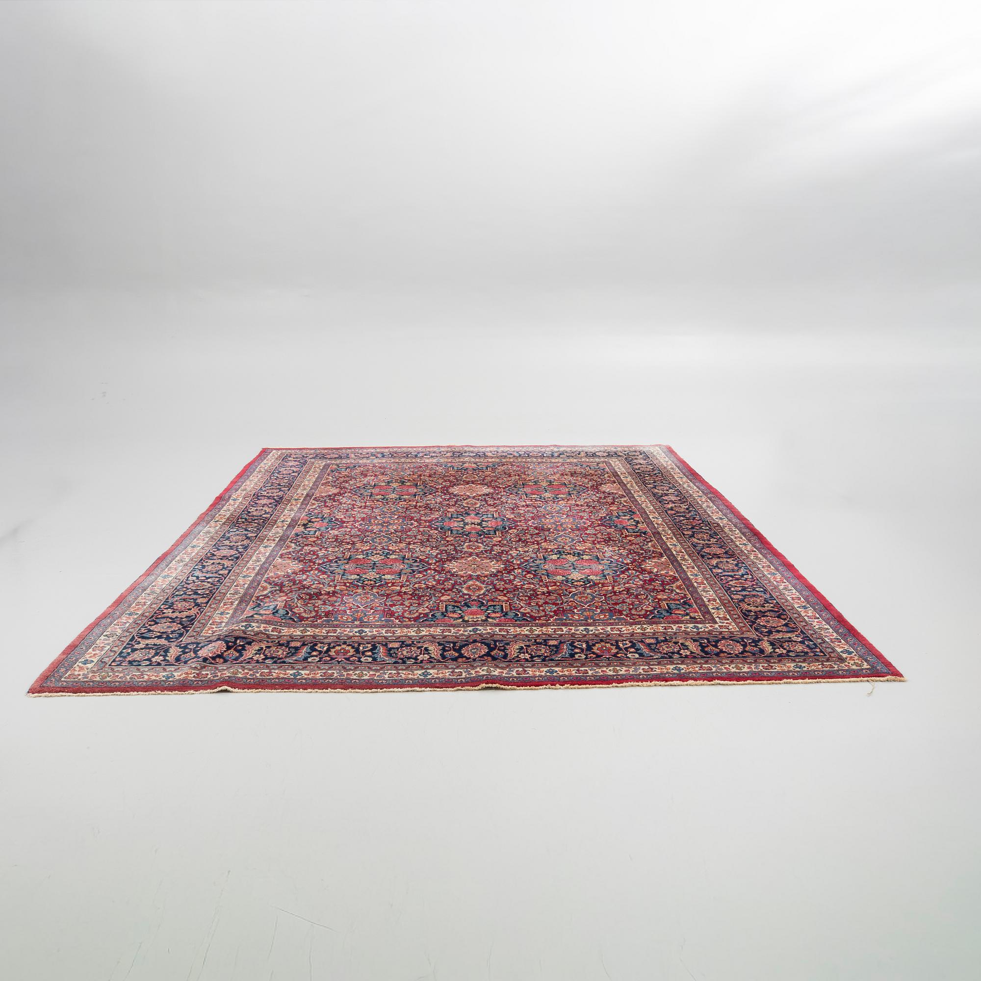 Matta, semiantik Meshed, Östra Persien, signerad Ghazi Khan 410 x 310 cm.