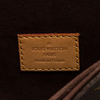 Louis Vuitton, laukku, "Pochette Metis".