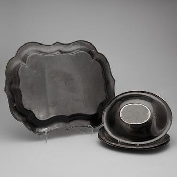 PARTI BRICKOR/SKÅLAR, 4 st. Plåt, 1800/1900-tal.