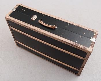 RESEKOFFERT, 1900-talets första hälft.