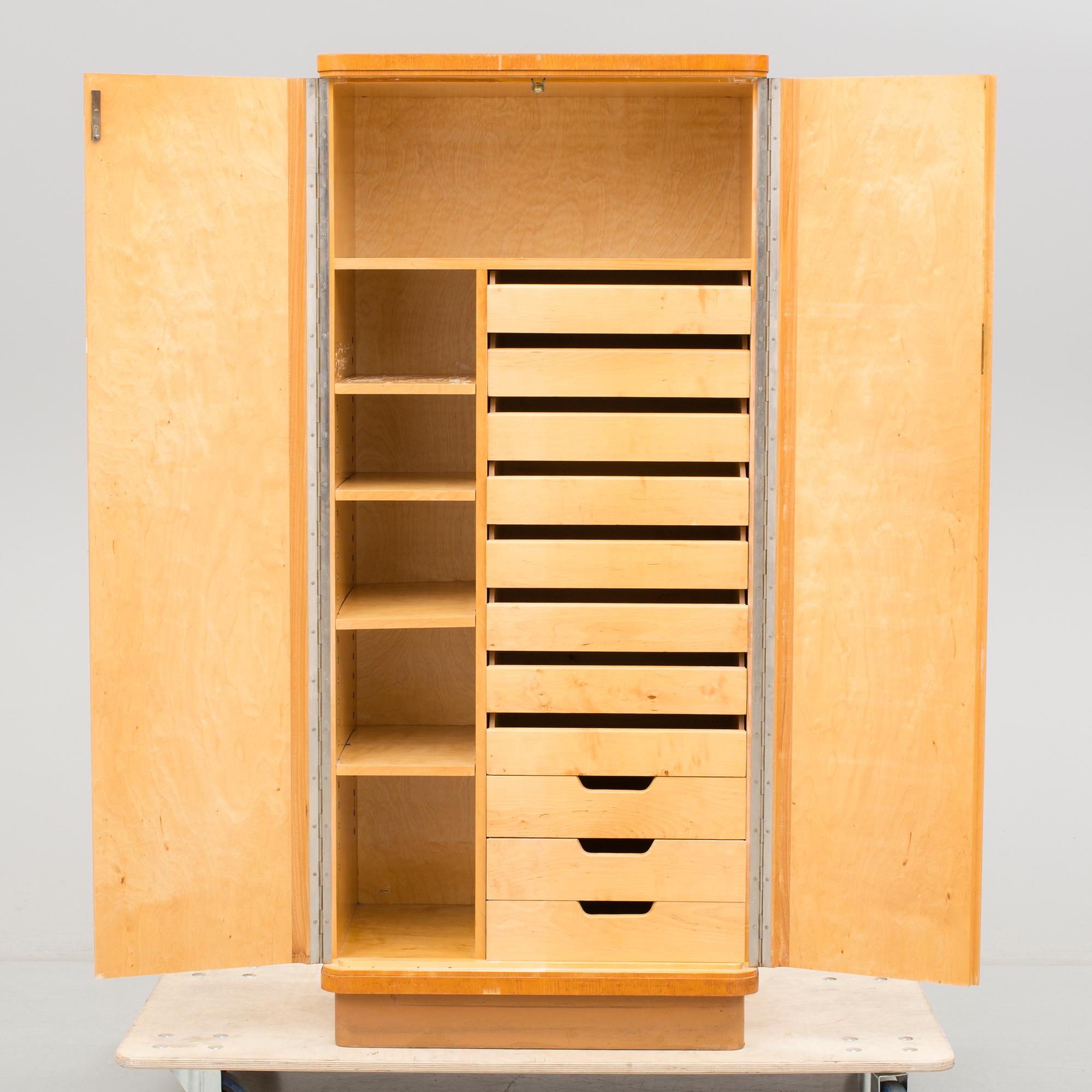 LINNESKÅP, "Boet", 1900-talets första hälft.