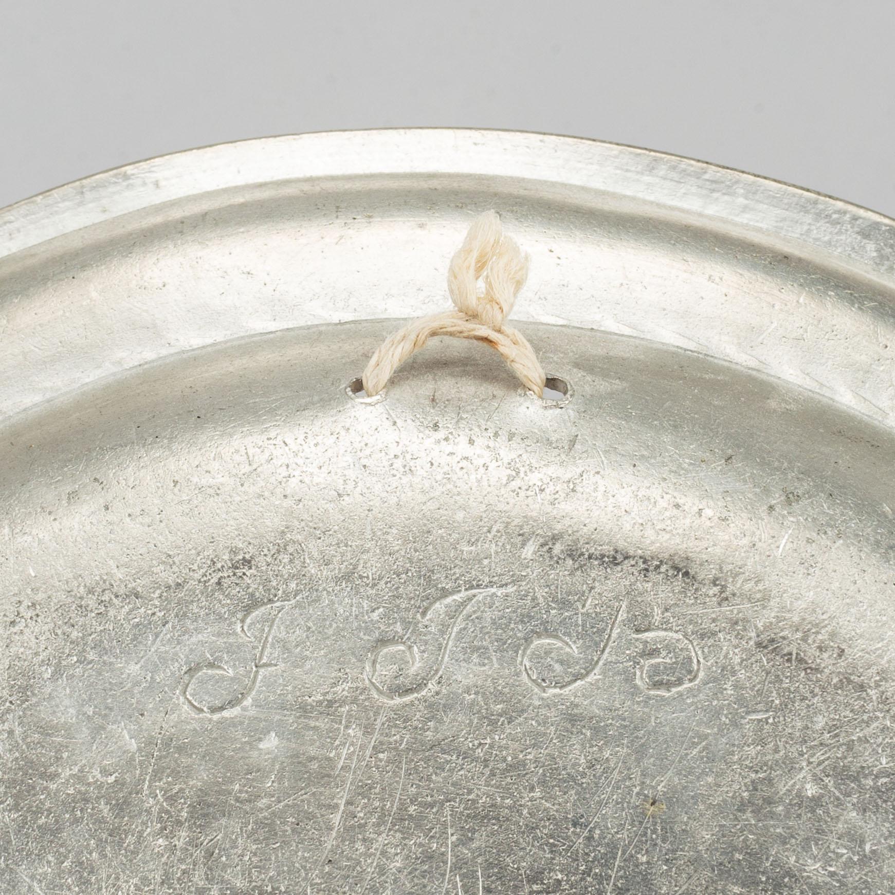 5 fat, bl.a. Jonas Thoreson Törngren, Göteborg, 1772, samt 3 stop , tenn, 1800-tal.