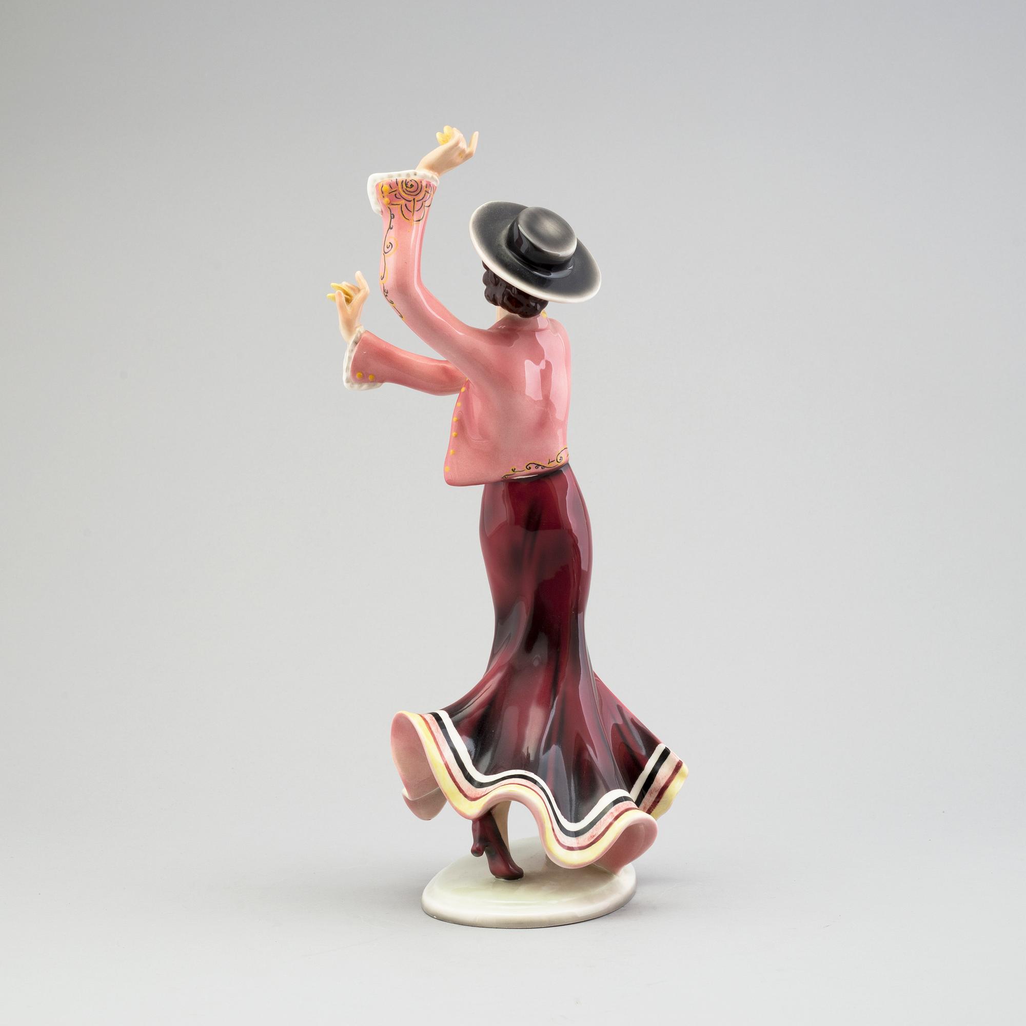 A 1930s/1940s porcelain figurine, Goldscheider, Vienna, Austria ...