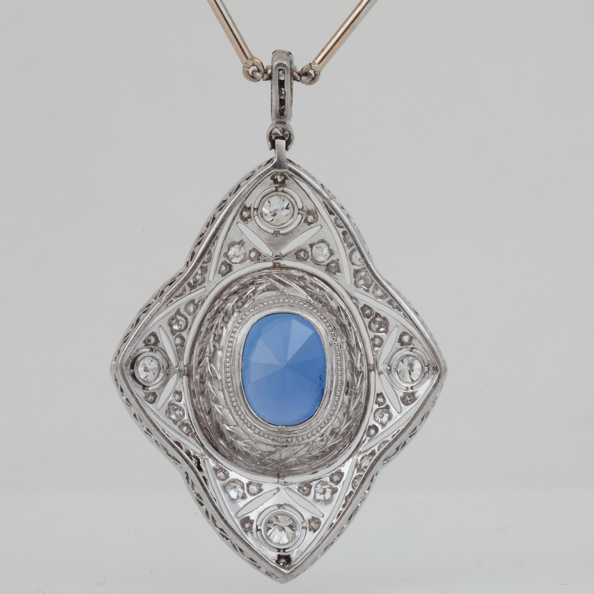 COLLIER med obehandlad ceylonsafir, 14.92 ct, samt äldre slipade diamanter.
