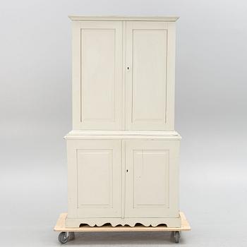 Cabinet, 19th century.