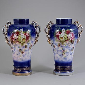 VASER, ett par, flintgods, troligen England, 1800-talets slut.