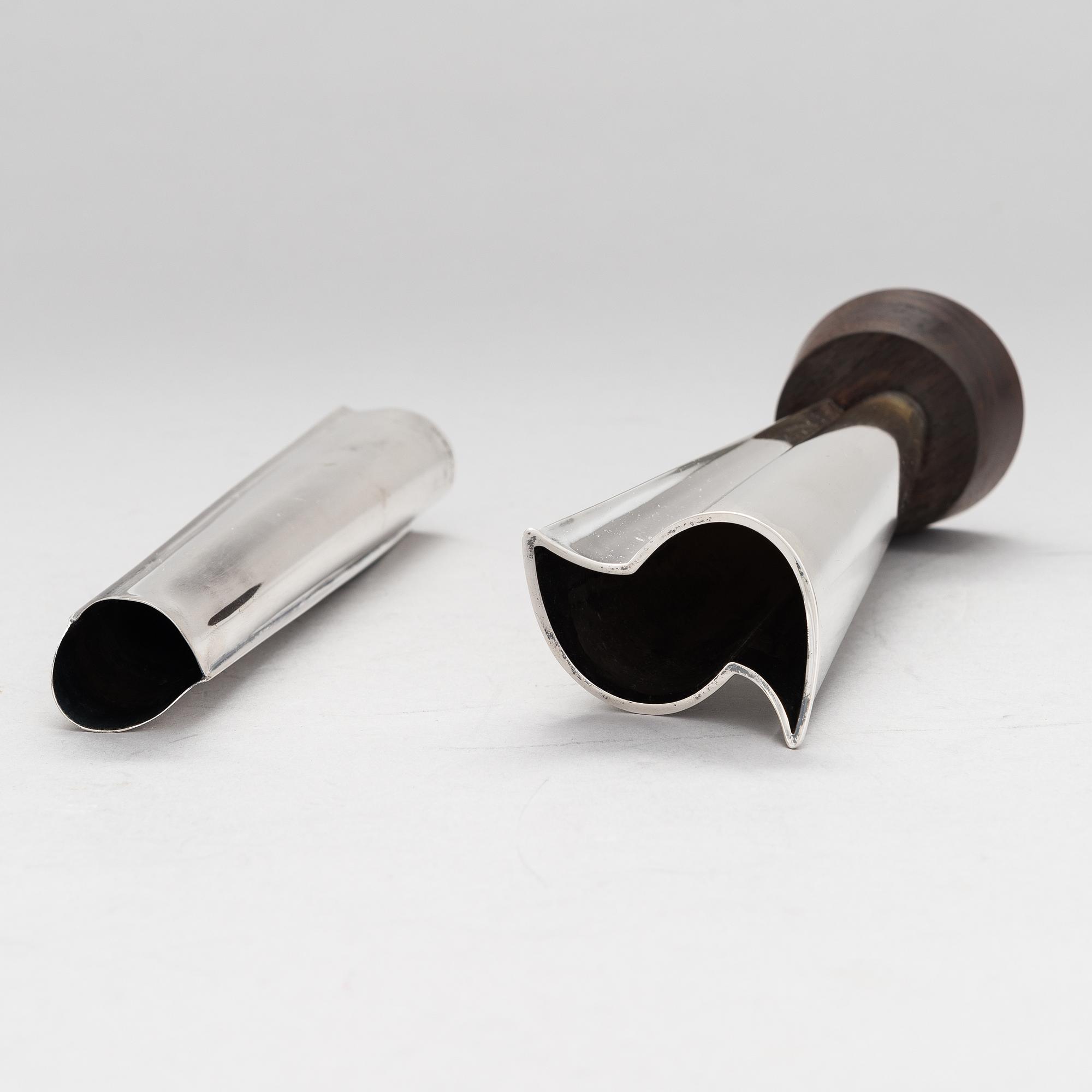 TAPIO WIRKKALA, Two silver vases (916), marked TW, Kultakeskus, Hämeenlinna 1959 and 1962.