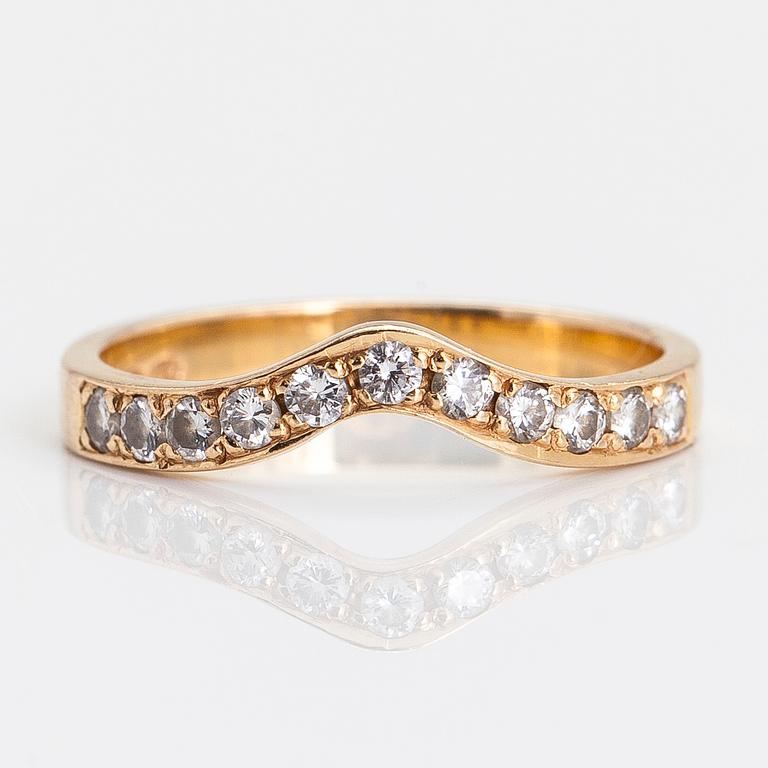Ring, 18K guld, briljantslipade diamanter totalt ca 0.27 ct, Tillander, Helsingfors 1986.