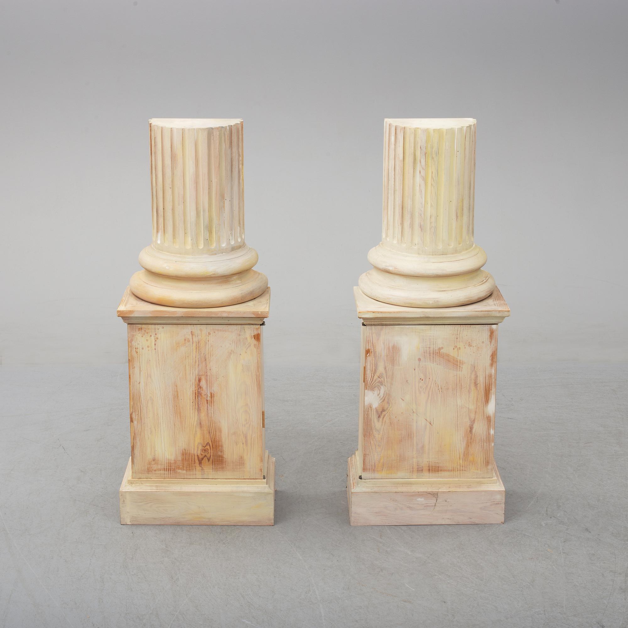 CUPBOARDS, a pair, gustavian style, late 20th / early 21th century.