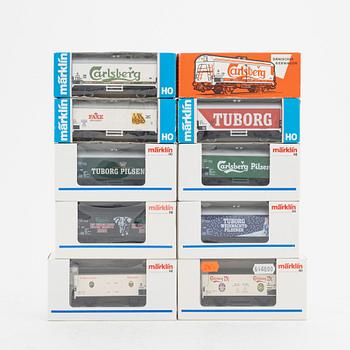 Märklin, ten freight and tank cars, gauge H0, in boxes.