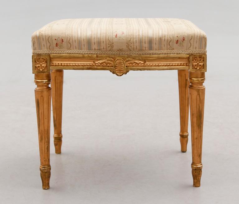 TABURETT, gustaviansk stil, 1900-talets första hälft.
