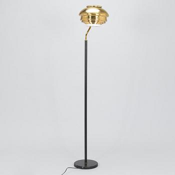 Alvar Aalto, golvlampa, modell A808, Valaistustyö.