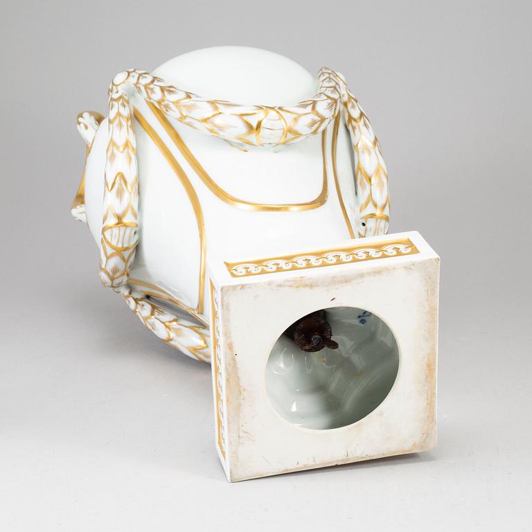 A large vase with cover, Fürstenberg, Germany, 20th century.