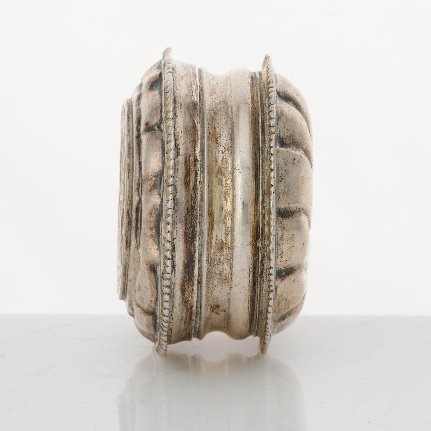 A Swedish 18th century parcel-gilt silver snuff-box, mark of Johan Wennervall, Gothenburg 1759.