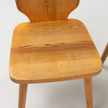 Göran Malmvall, a pinewood table and four chairs. Svensk Fur, mid 20th century.