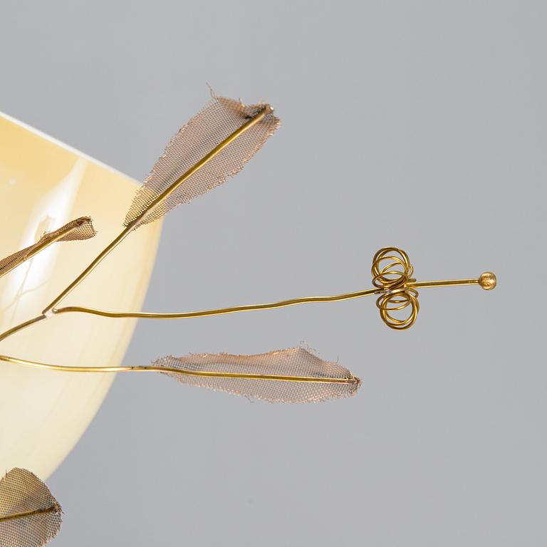 Paavo Tynell, A mid-20th-century '9029/6' chandelier for Taito, Finland.