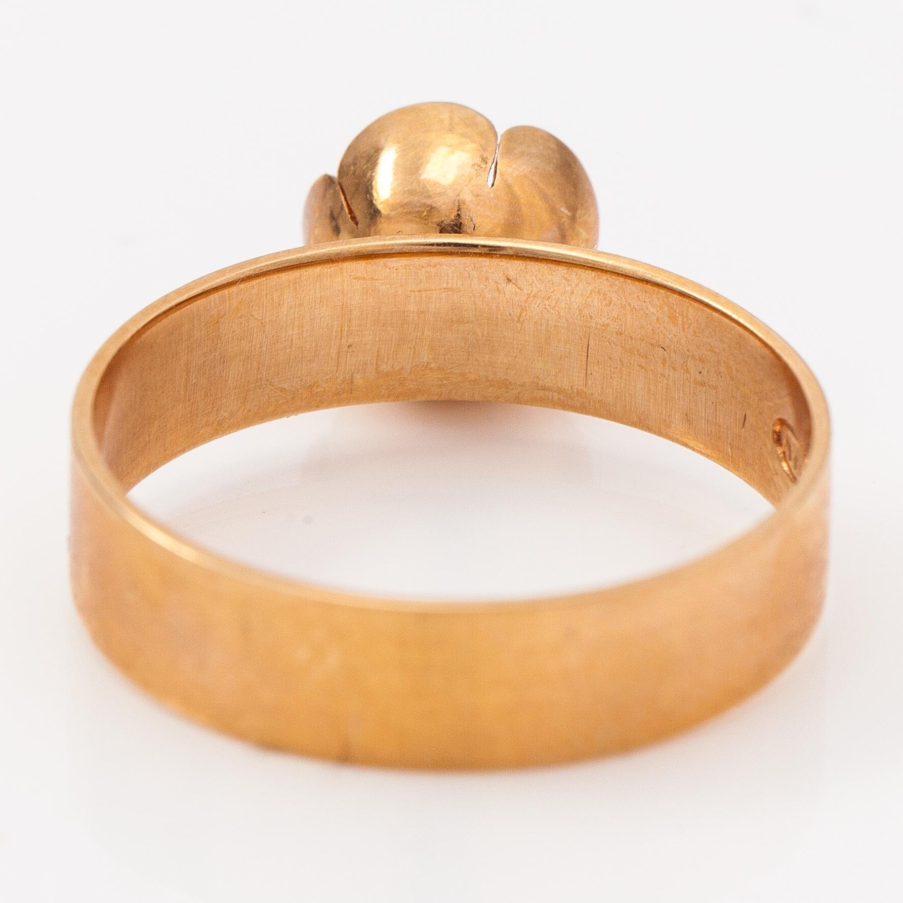 Liisa Vitali, "Kevät", a 14K gold ring. Westerback, Helsinki 1971.