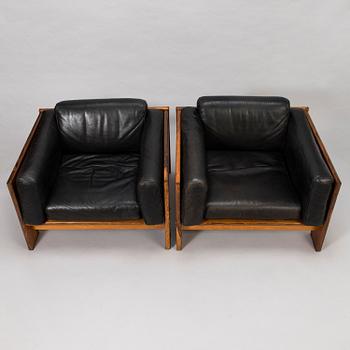 TOBIA SCARPA, FÅTÖLJER, ett par, "Bastiono", Haimi 1960-talets slut.