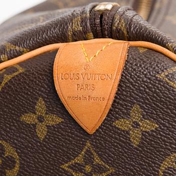 LOUIS VUITTON Monogram Keepall 55 Bag.