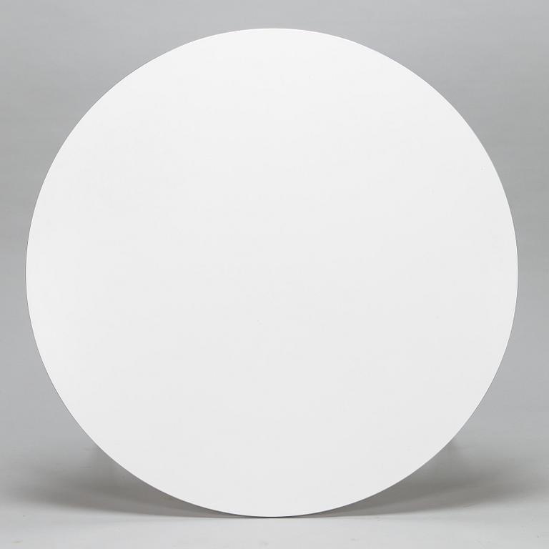Arne Jacobsen, a 1970s '3600' diningtable for Fritz Hansen.