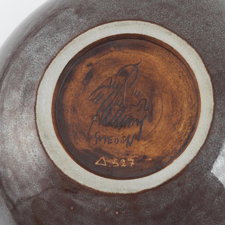 Carl-Harry Stålhane, a stoneware bowl and ash tray, Rörstrand, signed and dated 1956-57.