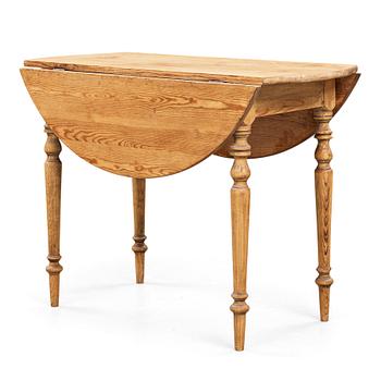 A Swedish 19th century drop-leaf table.