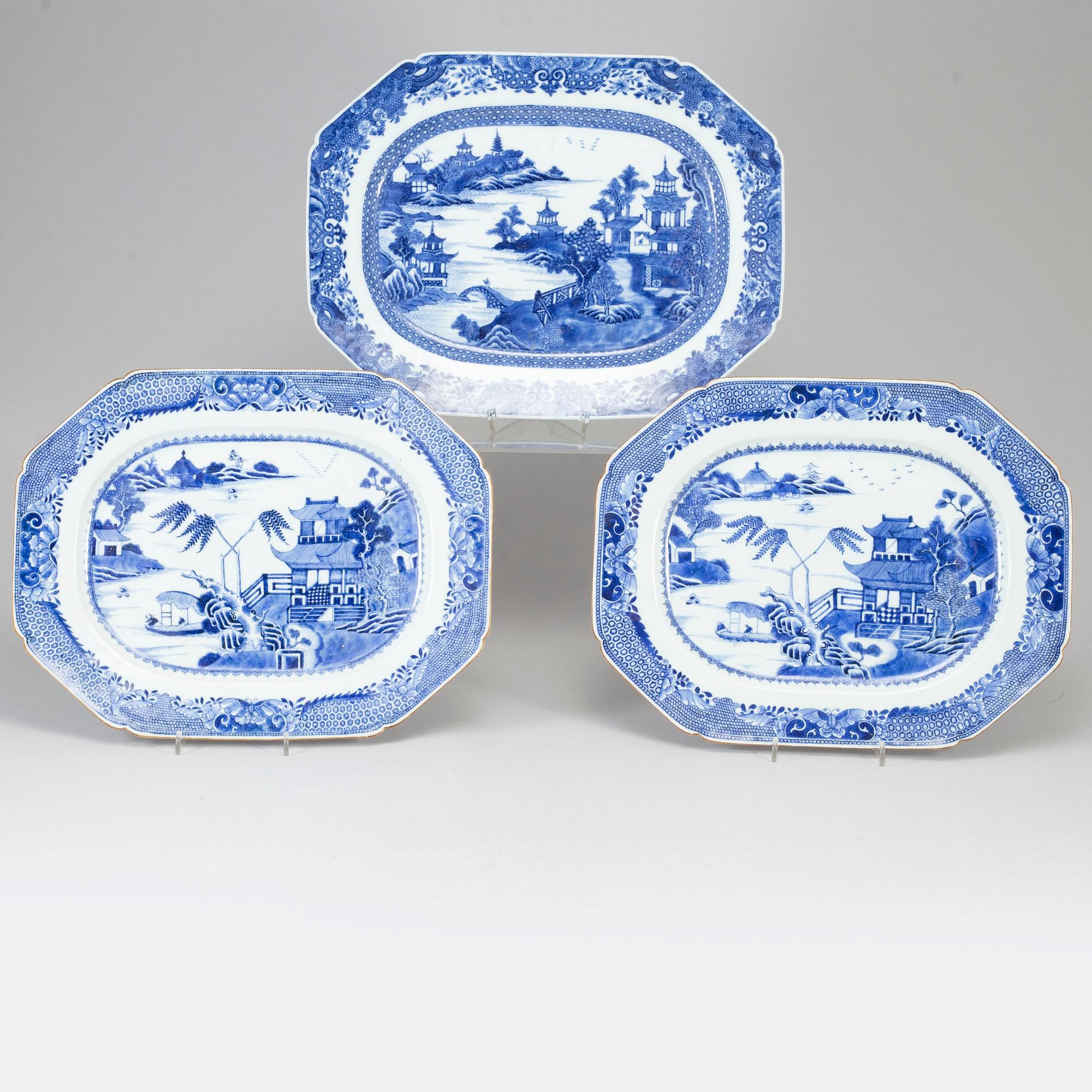 2+1 blue and white export porcelain serving dishes, Qing dynasty, Qianlong (1736-95).